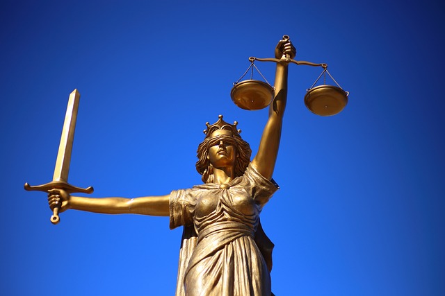 Image of Lady Justice.
